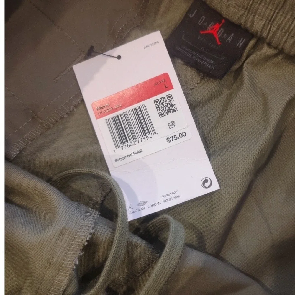 Jordan Mens Active Pants Khaki Elastic Waist Logo‎ Pockets Size L
